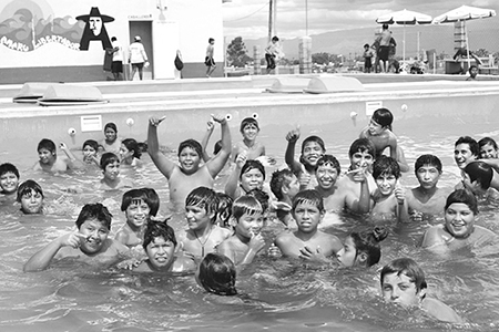 Descripción: Macintosh HD:Users:sabrinaroth:Documents:Trabajo:TUPAC:Fotos:Fotos Interior:13. Libertador:Pileta Libertador:Pileta Libertador 3.jpg